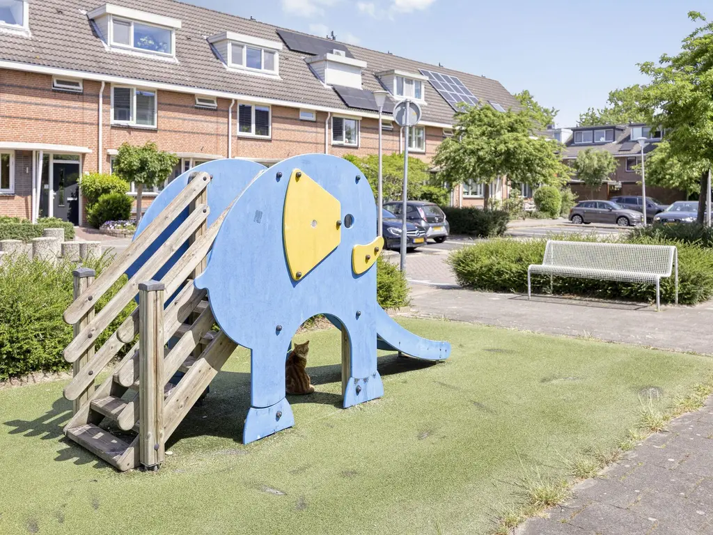 Pieter Johan Tijkenstraat 25, POORTUGAAL