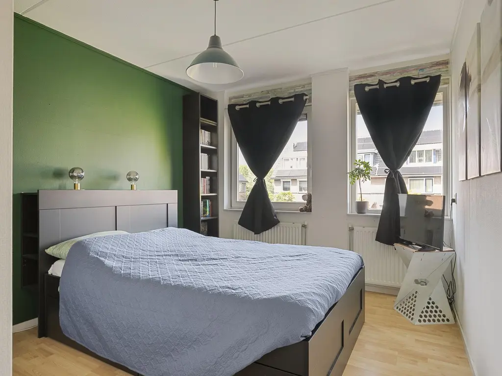 Jan van Almondestraat 76, POORTUGAAL
