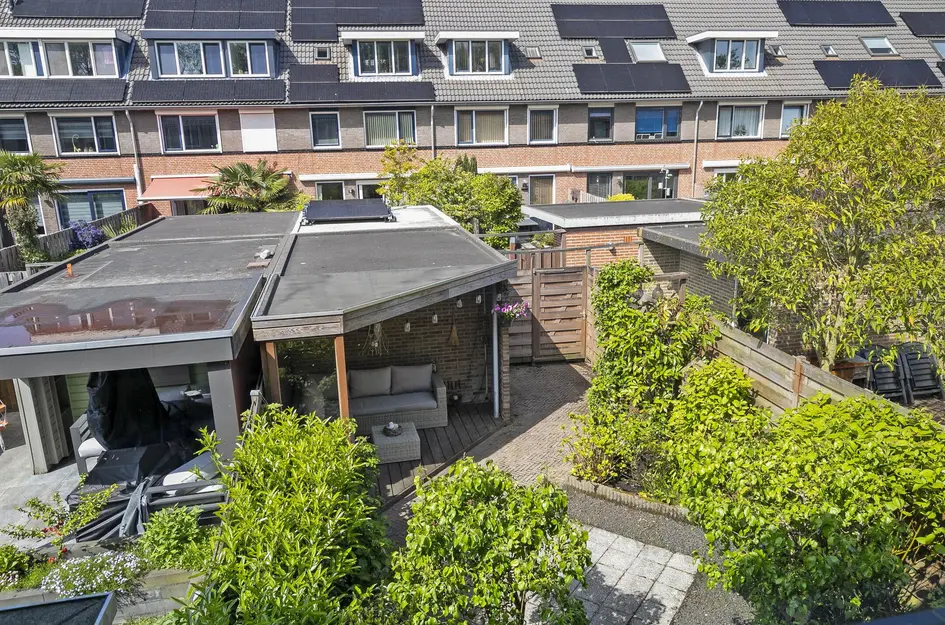 Jan van Almondestraat 76