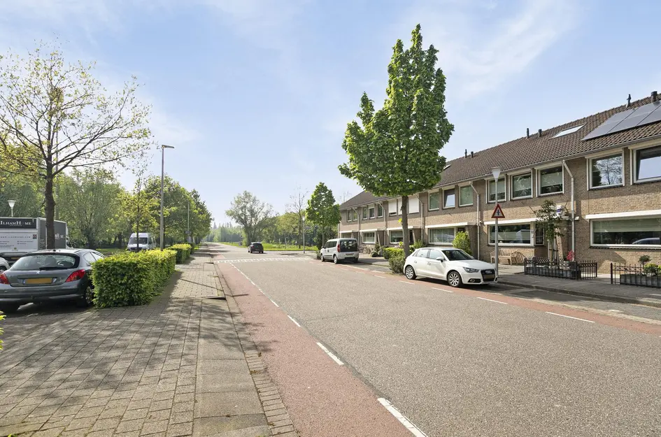 Jan van Almondestraat 76