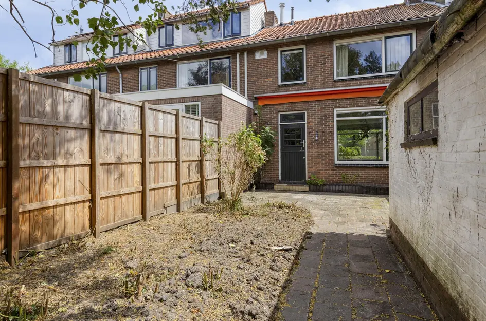 Bernhardstraat 14