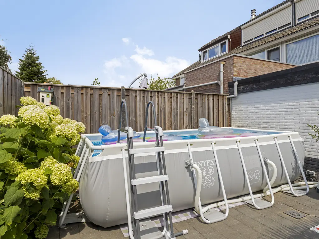 Koninginnelaan 6, POORTUGAAL