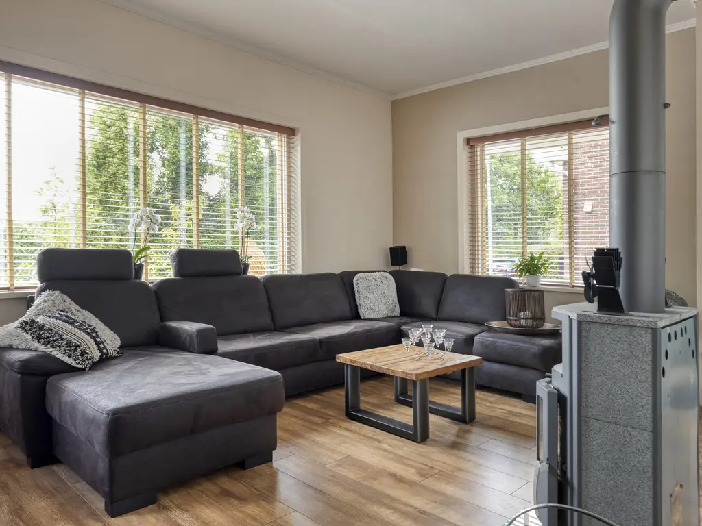 Hoogvlietsekerkweg 76, HOOGVLIET ROTTERDAM