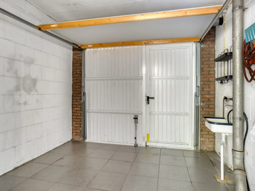 van Beethovenlaan 4, RHOON