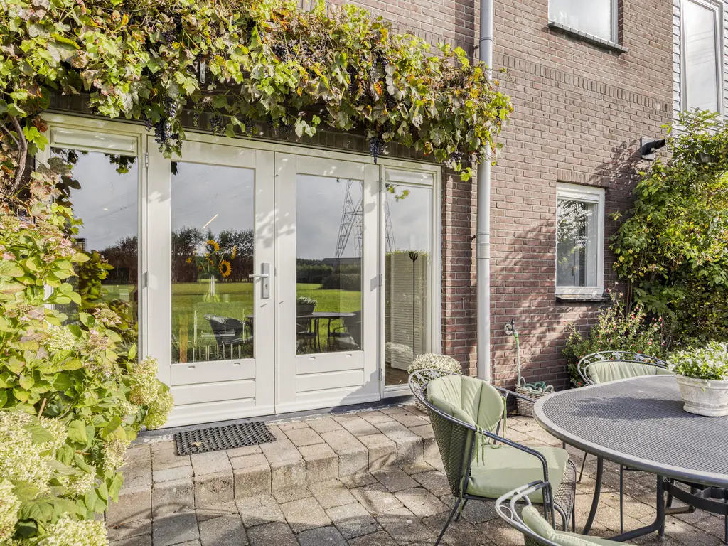 Albrandswaardsedijk 24, POORTUGAAL