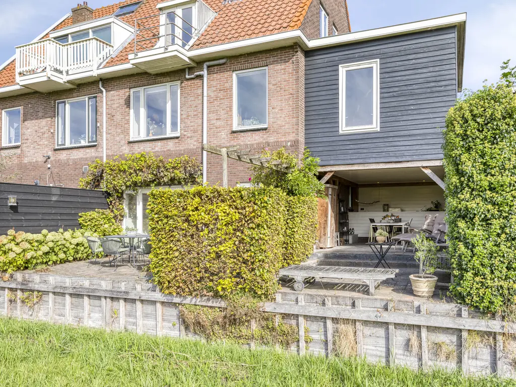 Albrandswaardsedijk 24, POORTUGAAL