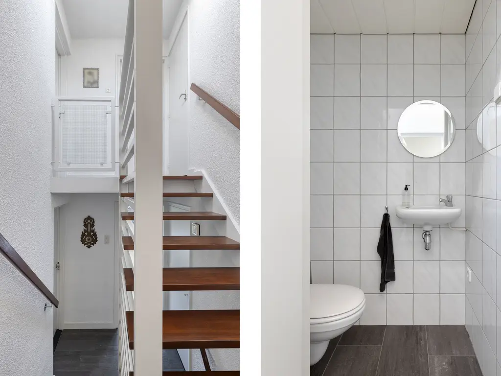 Wilhelminastraat 2, RHOON