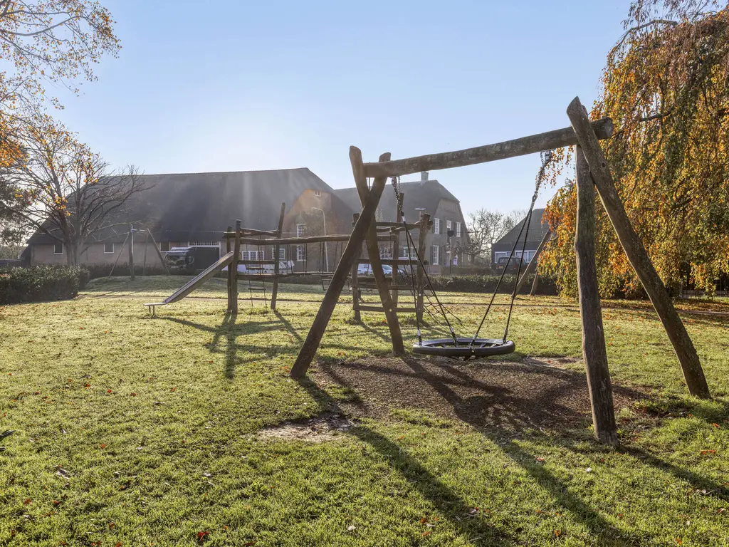 Wilhelminastraat 2, RHOON