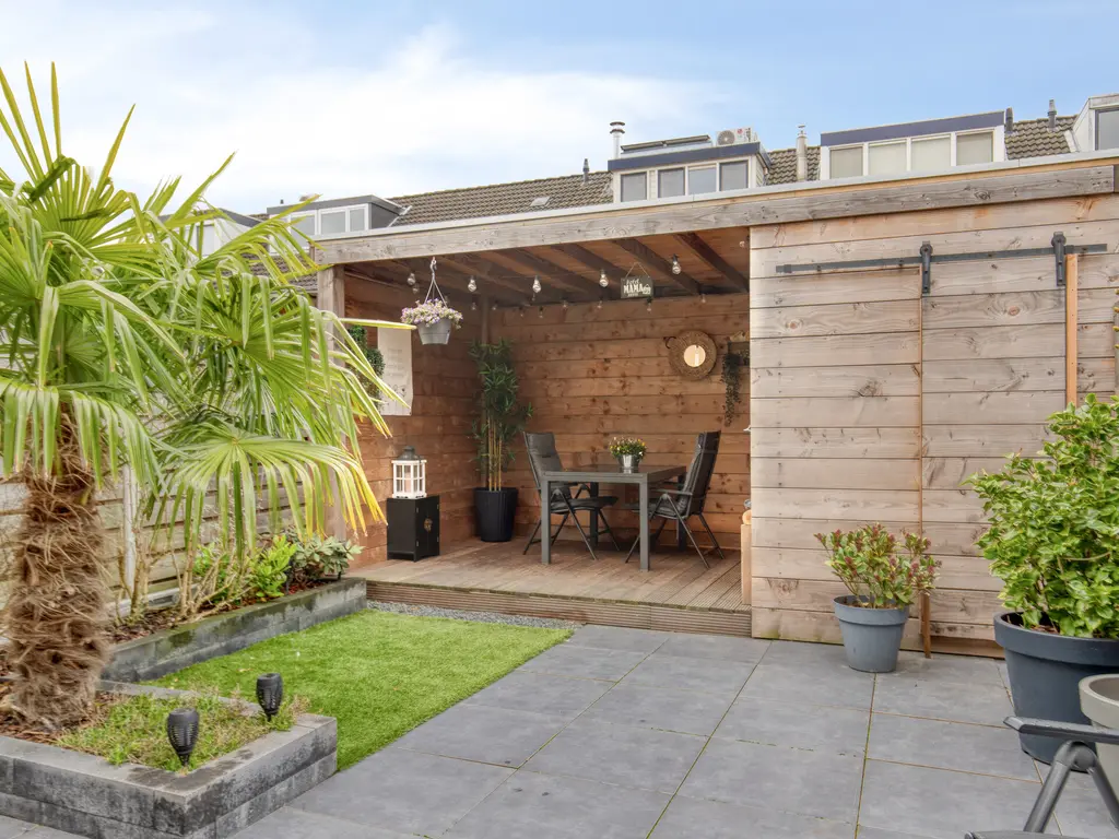 Rietdekker 22, POORTUGAAL