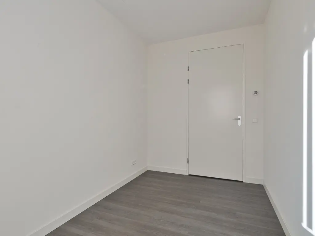 Zeis 6, HENDRIK-IDO-AMBACHT