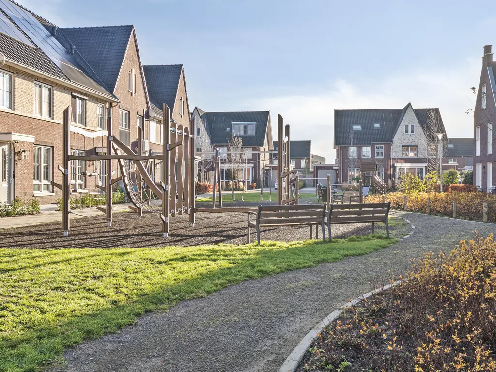 Zeis 6, HENDRIK-IDO-AMBACHT