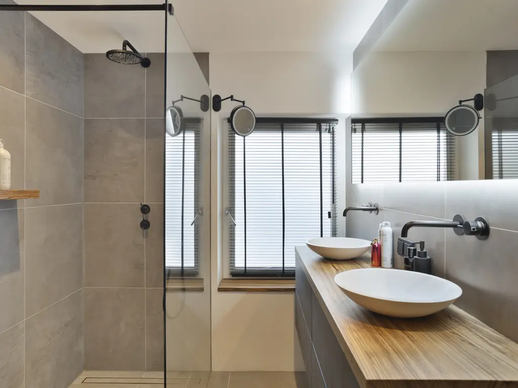 Irenestraat 7, RHOON