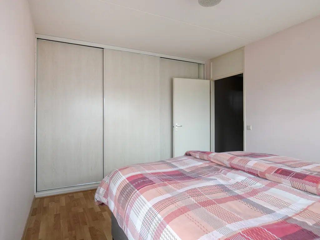 Griendwerker 11, POORTUGAAL