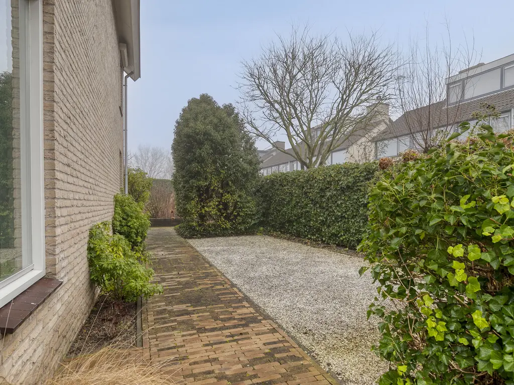 Griendwerker 11, POORTUGAAL