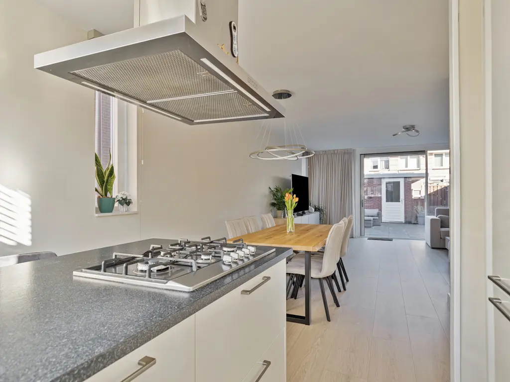 Maria van der Duinstraat 10, POORTUGAAL