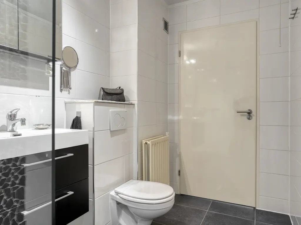 Schakelweg 80A, HOOGVLIET ROTTERDAM