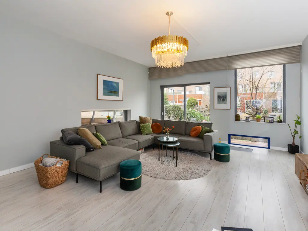 Zus Braunstraat 22, ROTTERDAM