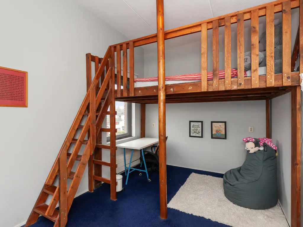 Zus Braunstraat 22, ROTTERDAM