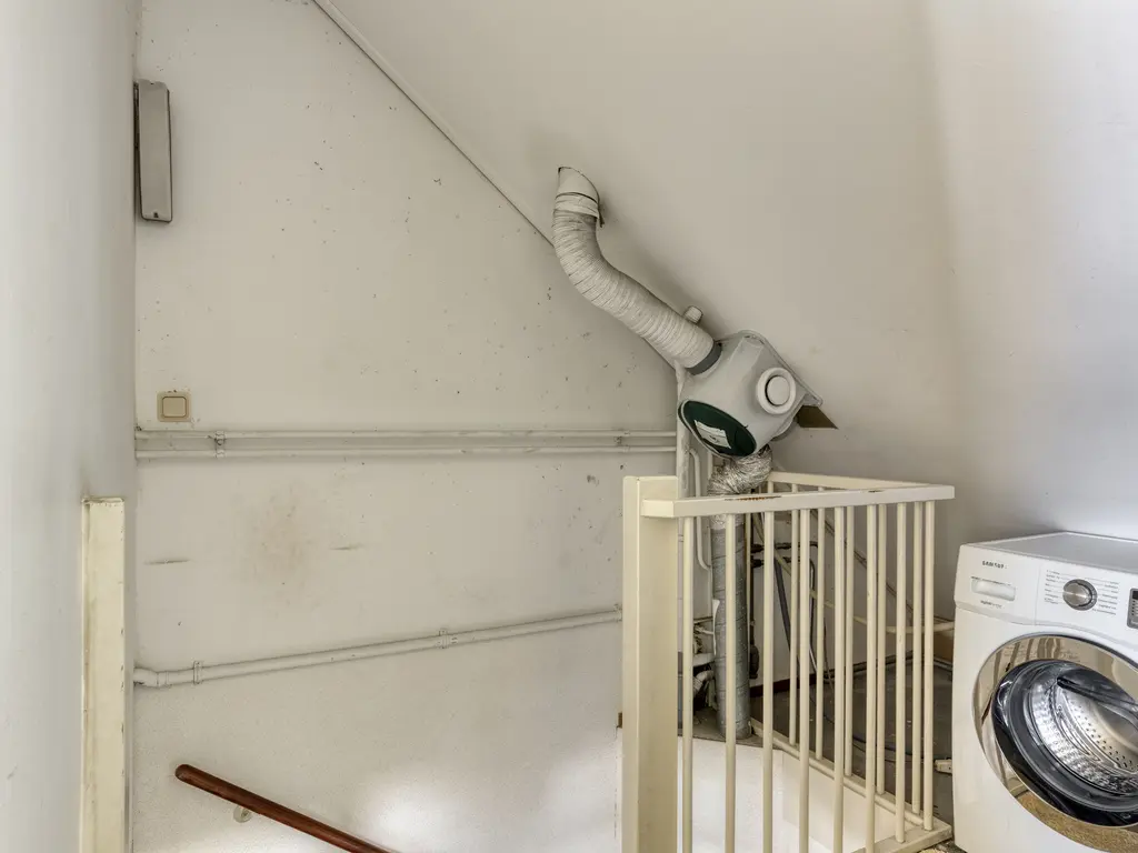 Rietdekker 1, POORTUGAAL