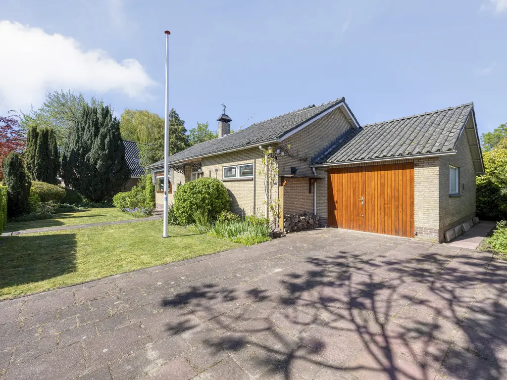 Molendijk 37, RHOON