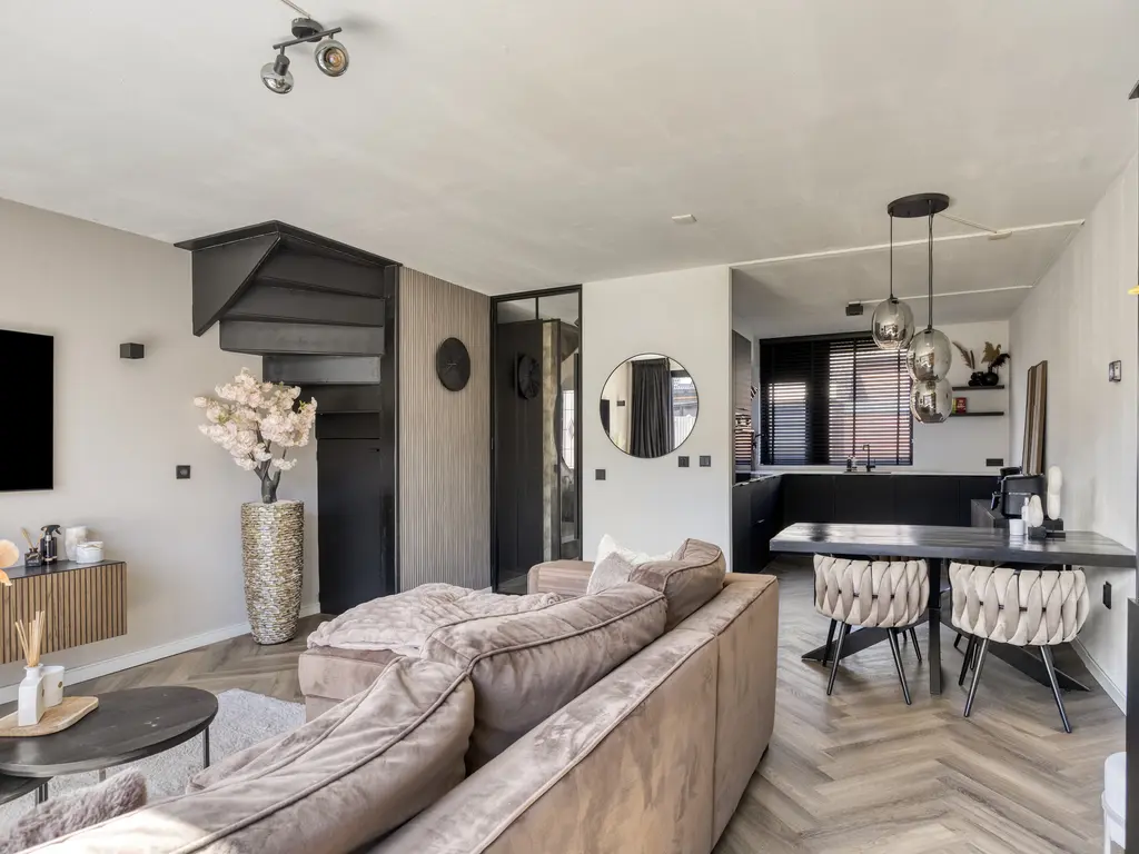 Karperveen 240, SPIJKENISSE
