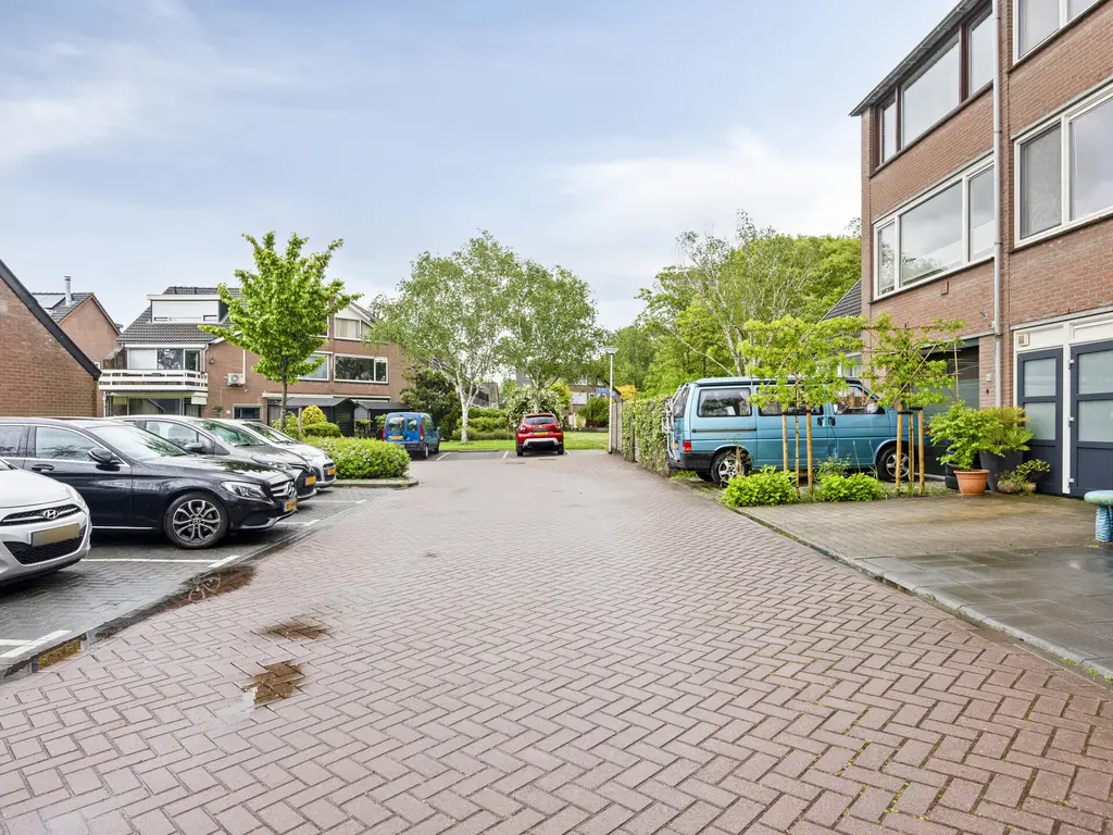 De Eik 24, RHOON