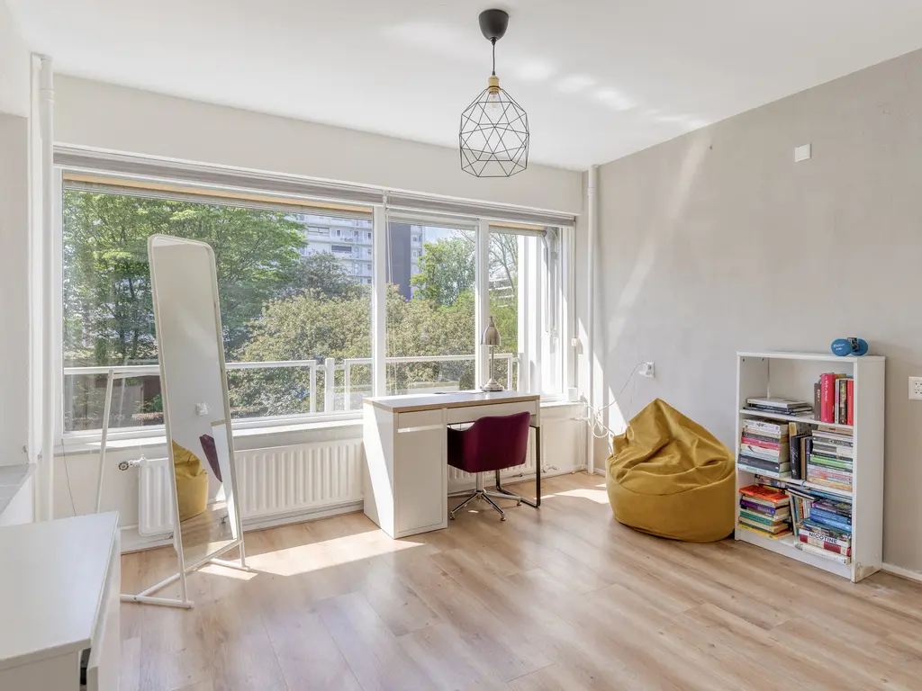Louis Raemaekersstraat 23, SCHIEDAM