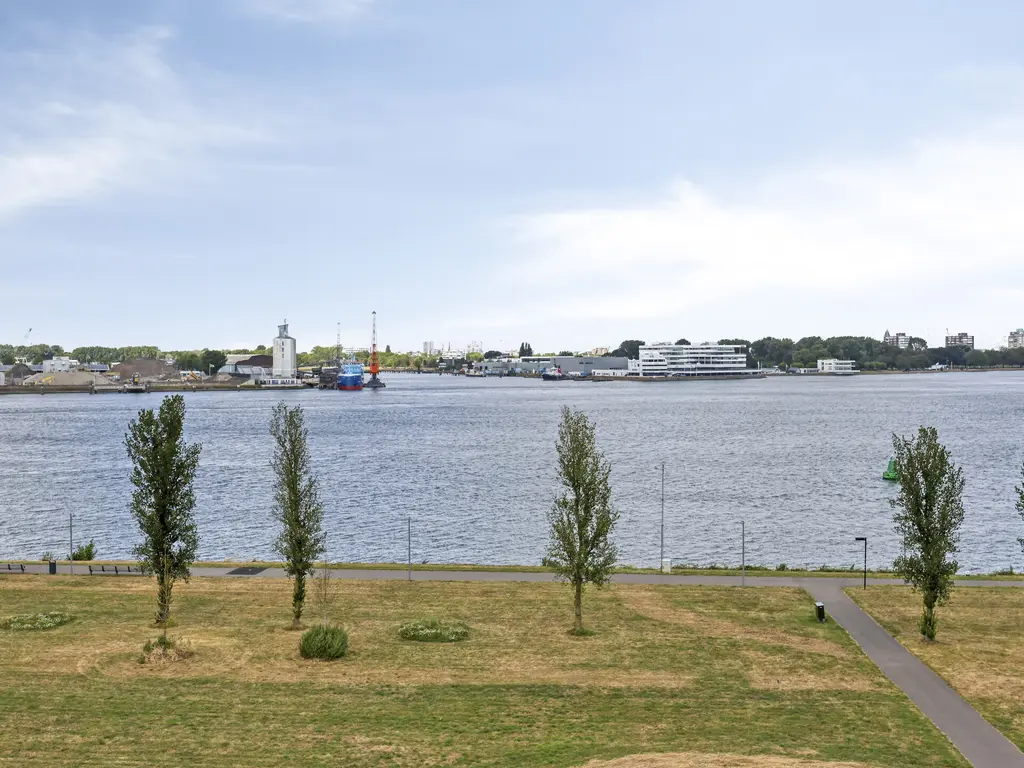 Uiterdijk 225, PERNIS ROTTERDAM