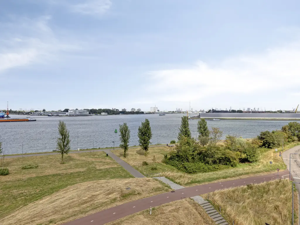 Uiterdijk 225, PERNIS ROTTERDAM
