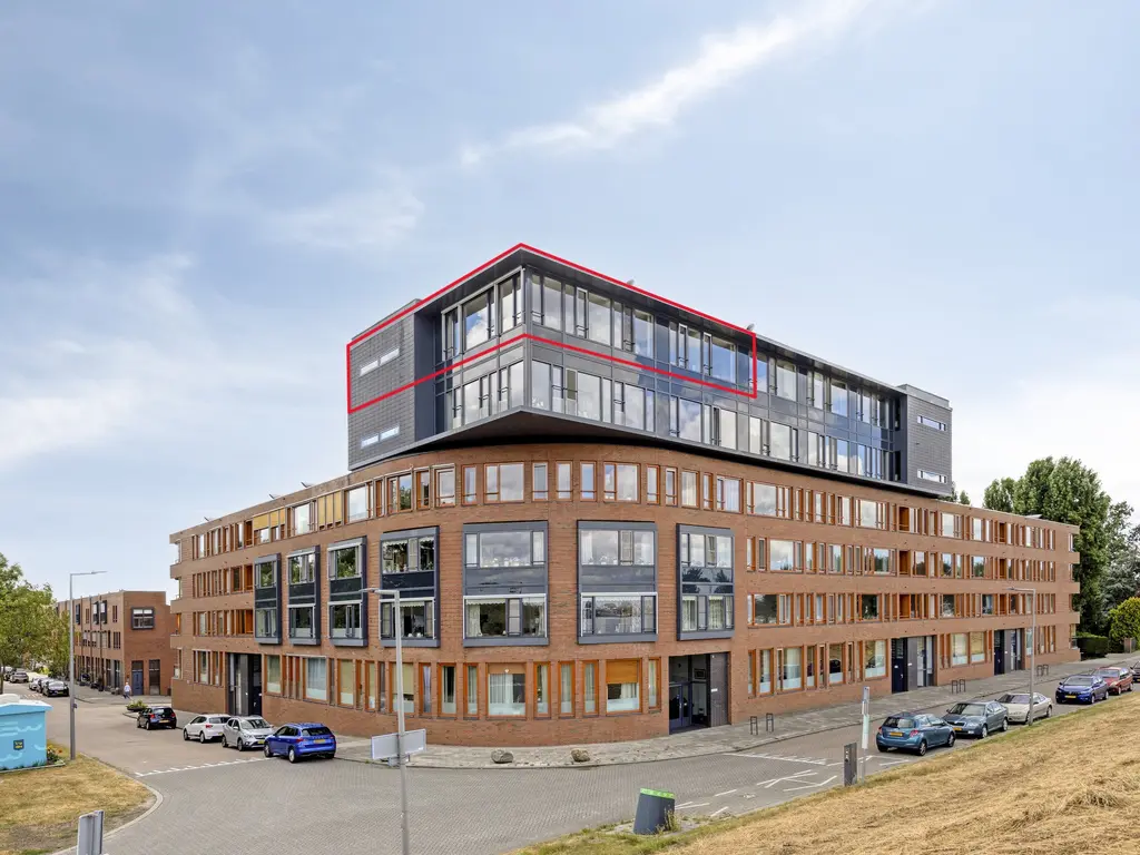 Uiterdijk 225, PERNIS ROTTERDAM