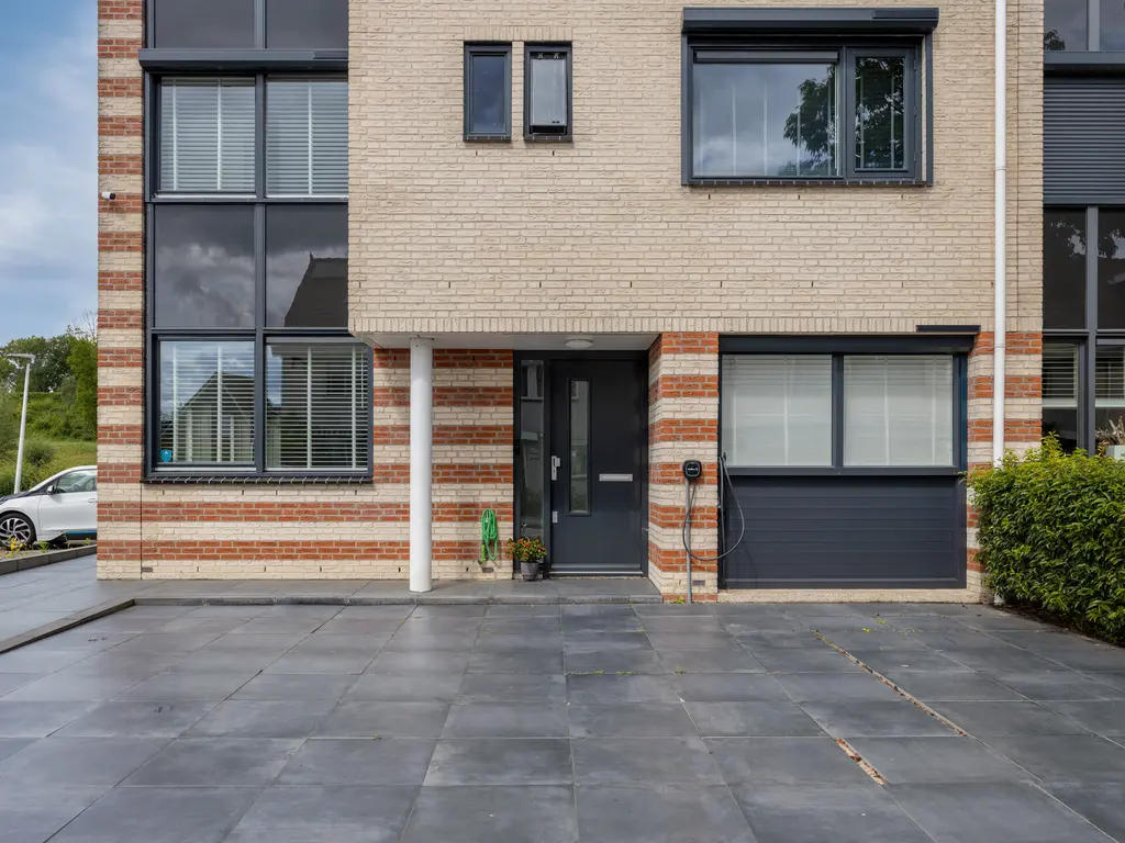 Brucknerstraat 31, Barendrecht