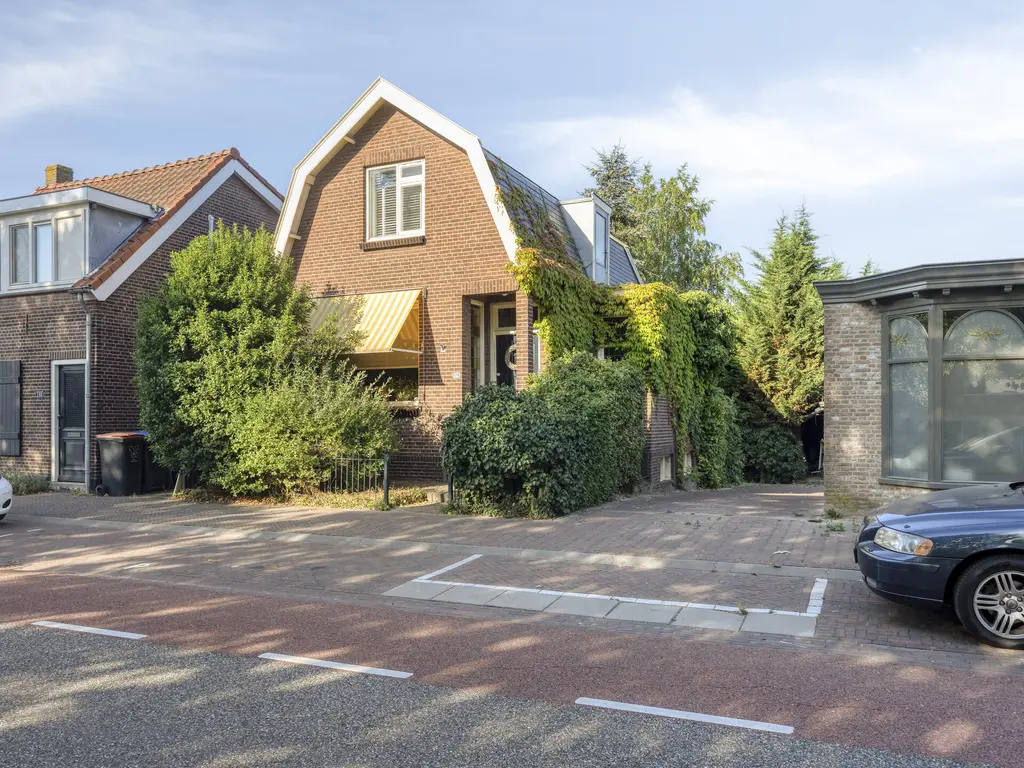 Dorpsdijk 178, RHOON