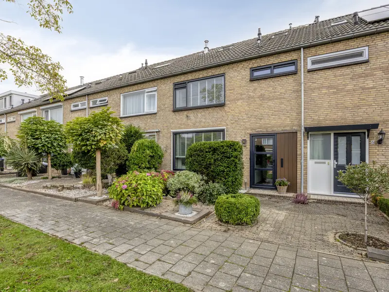 Saturnusstraat 4, HARDINXVELD-GIESSENDAM