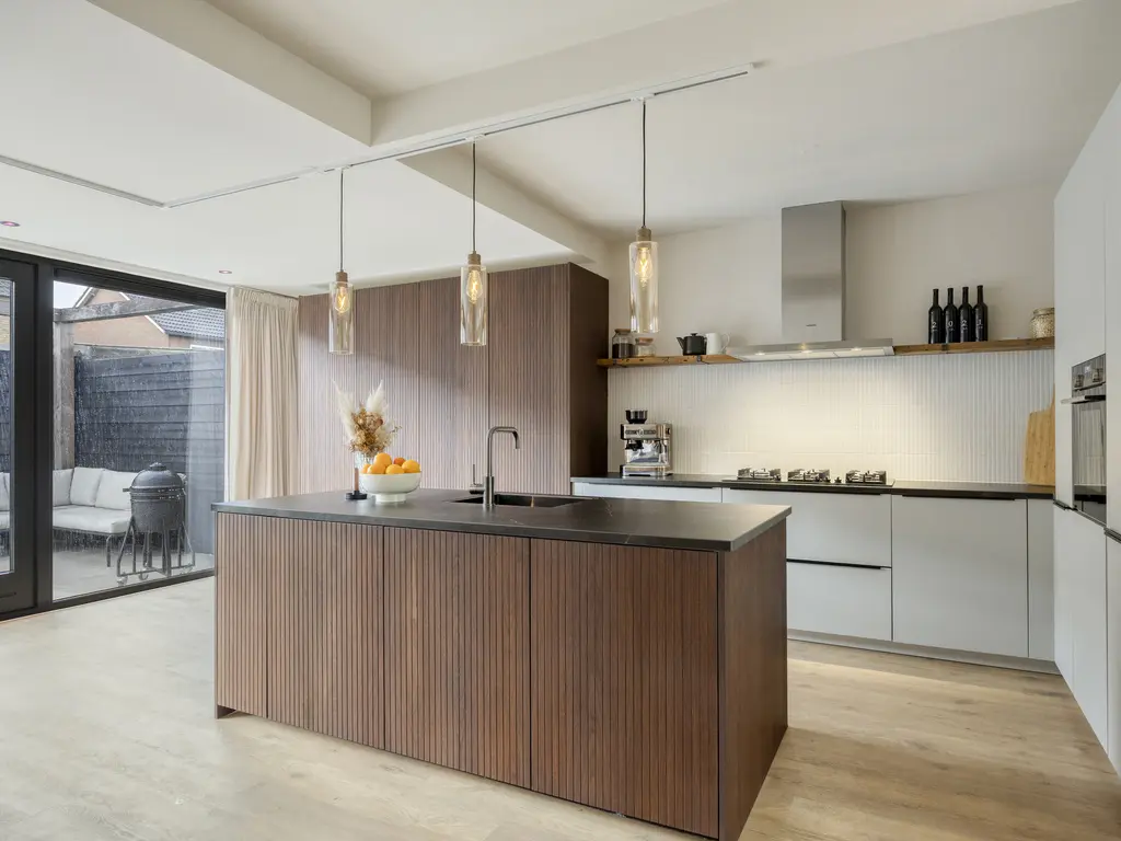 Saturnusstraat 4, HARDINXVELD-GIESSENDAM