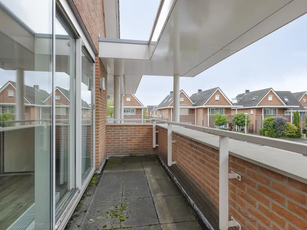 Amberhof 27, RHOON