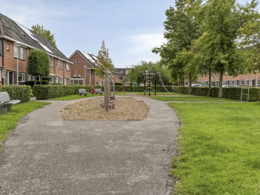 Amberhof 27, RHOON