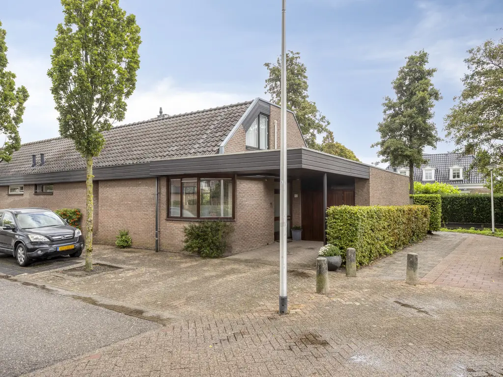 van Beethovenlaan 10, RHOON
