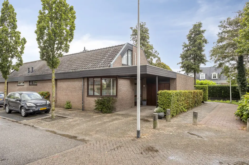 van Beethovenlaan 10