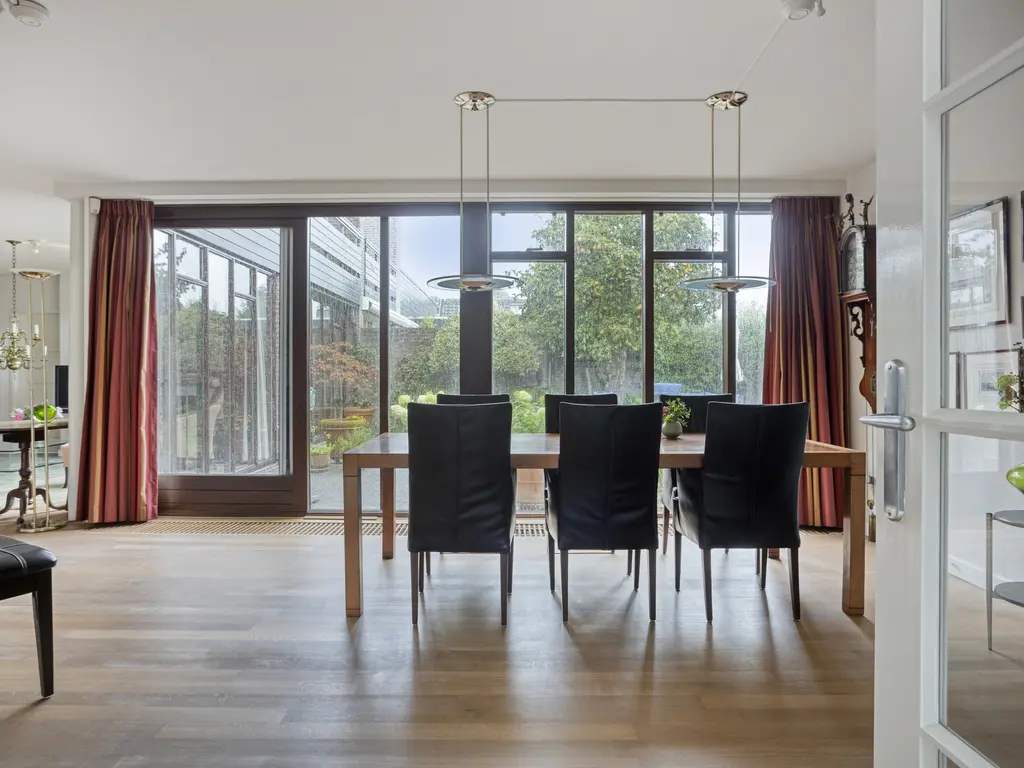 van Beethovenlaan 10, RHOON