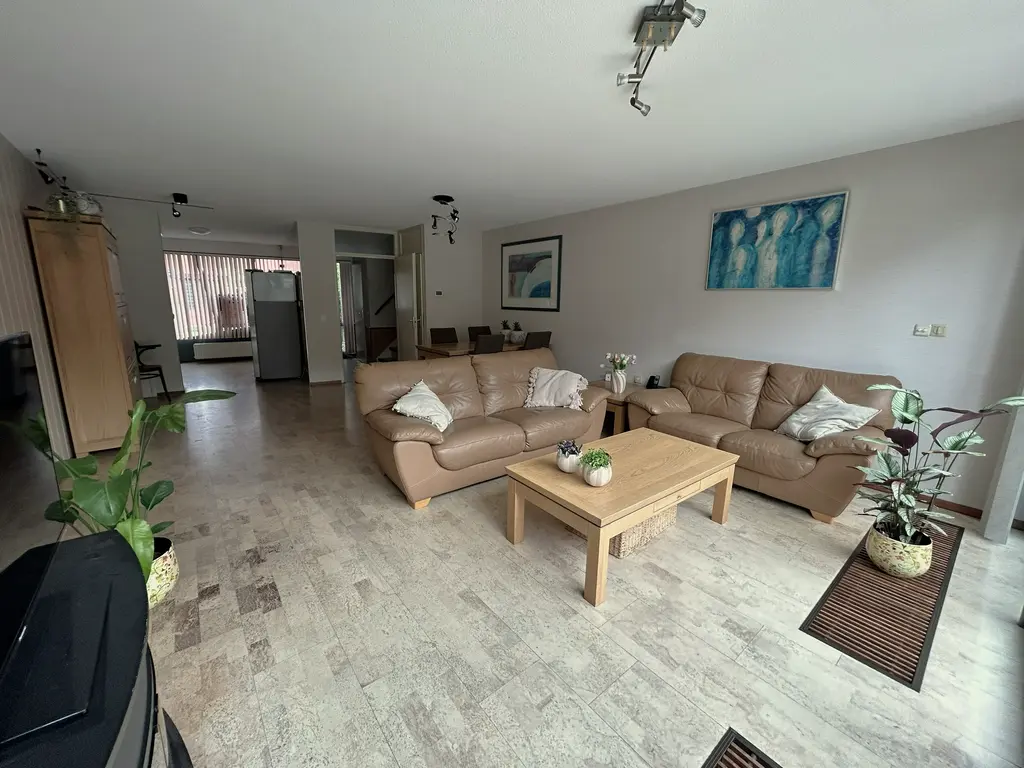 Zuidzijdsedijk 96, Hoogvliet Rotterdam
