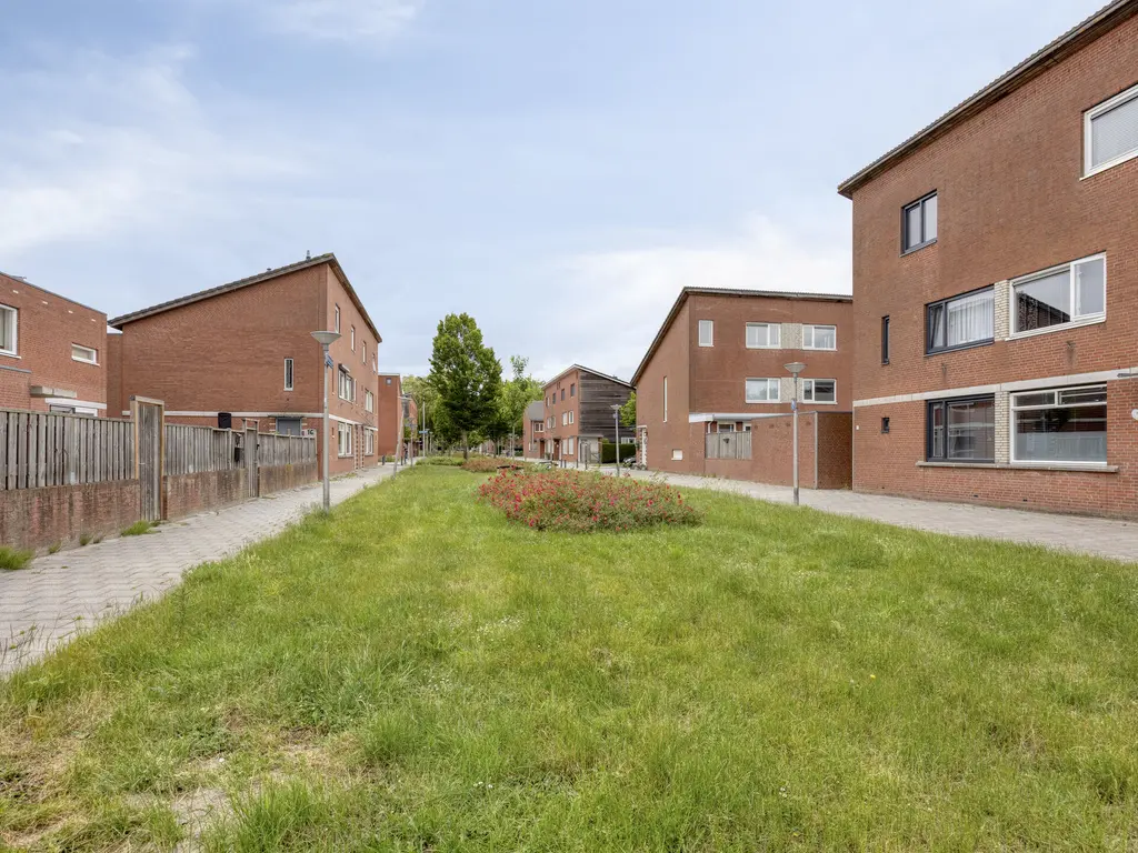 Zuidzijdsedijk 96, Hoogvliet Rotterdam