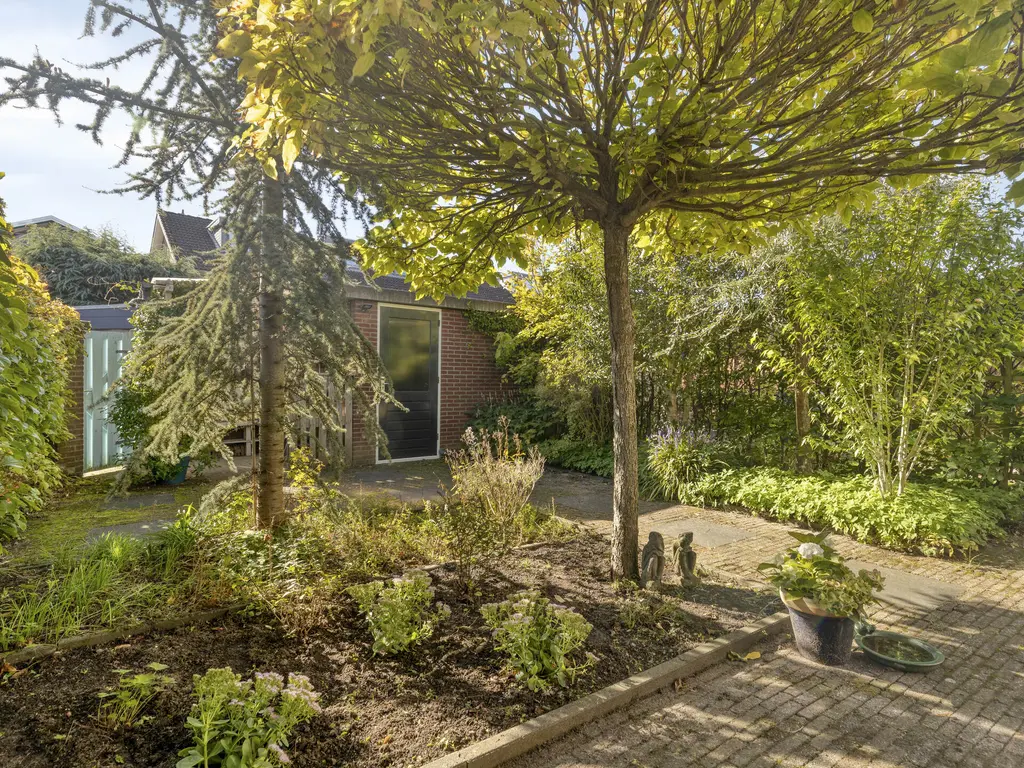 Nicolaas van Puttenstraat 1, POORTUGAAL