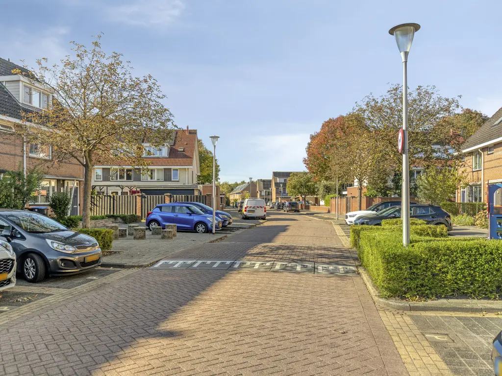 Nicolaas van Puttenstraat 1, POORTUGAAL
