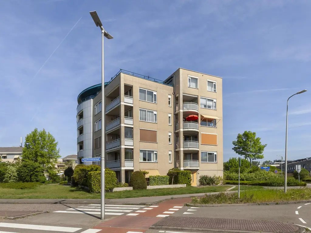 Tsjaikovskistraat 66, CAPELLE AAN DEN IJSSEL