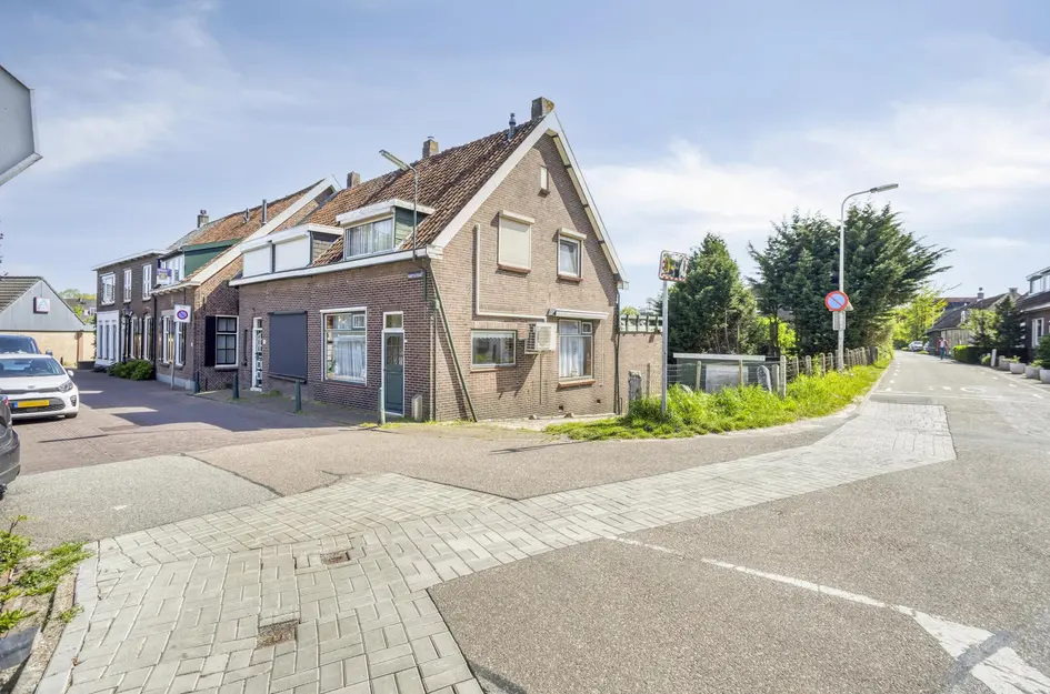 Dorpsstraat 77