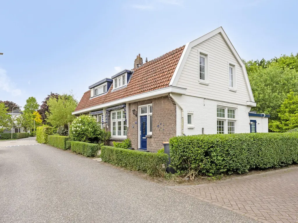 Oud Rhoonsedijk 17, POORTUGAAL