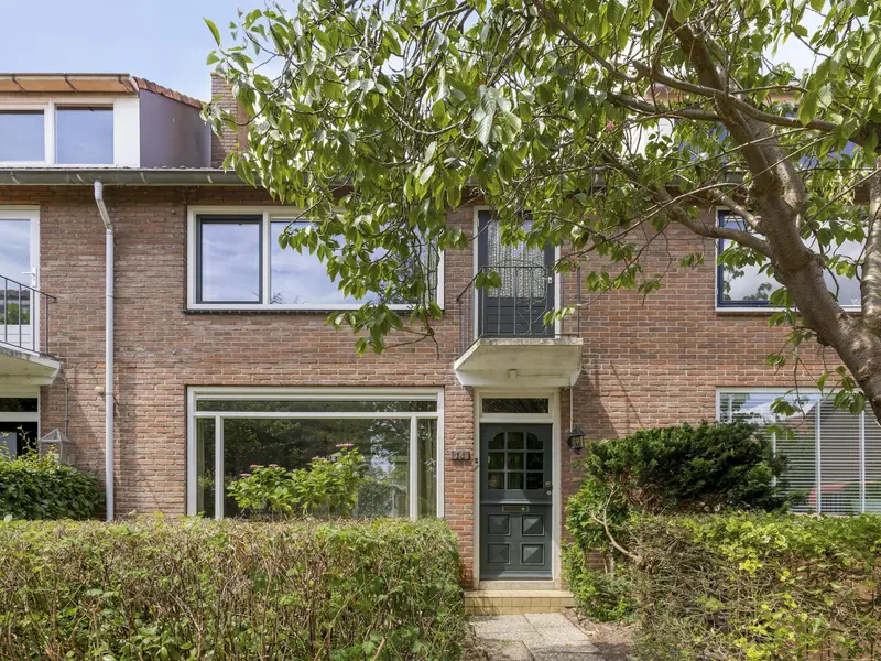 Bernhardstraat 14, RHOON