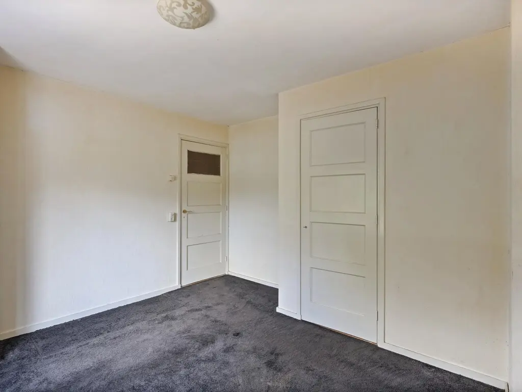 Bernhardstraat 14, RHOON