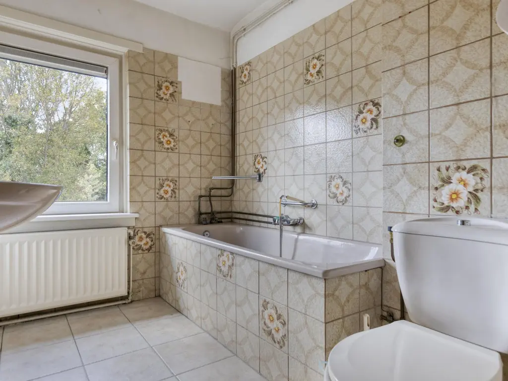 Bernhardstraat 14, RHOON