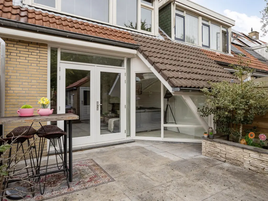 Nachtwaker 19, RHOON